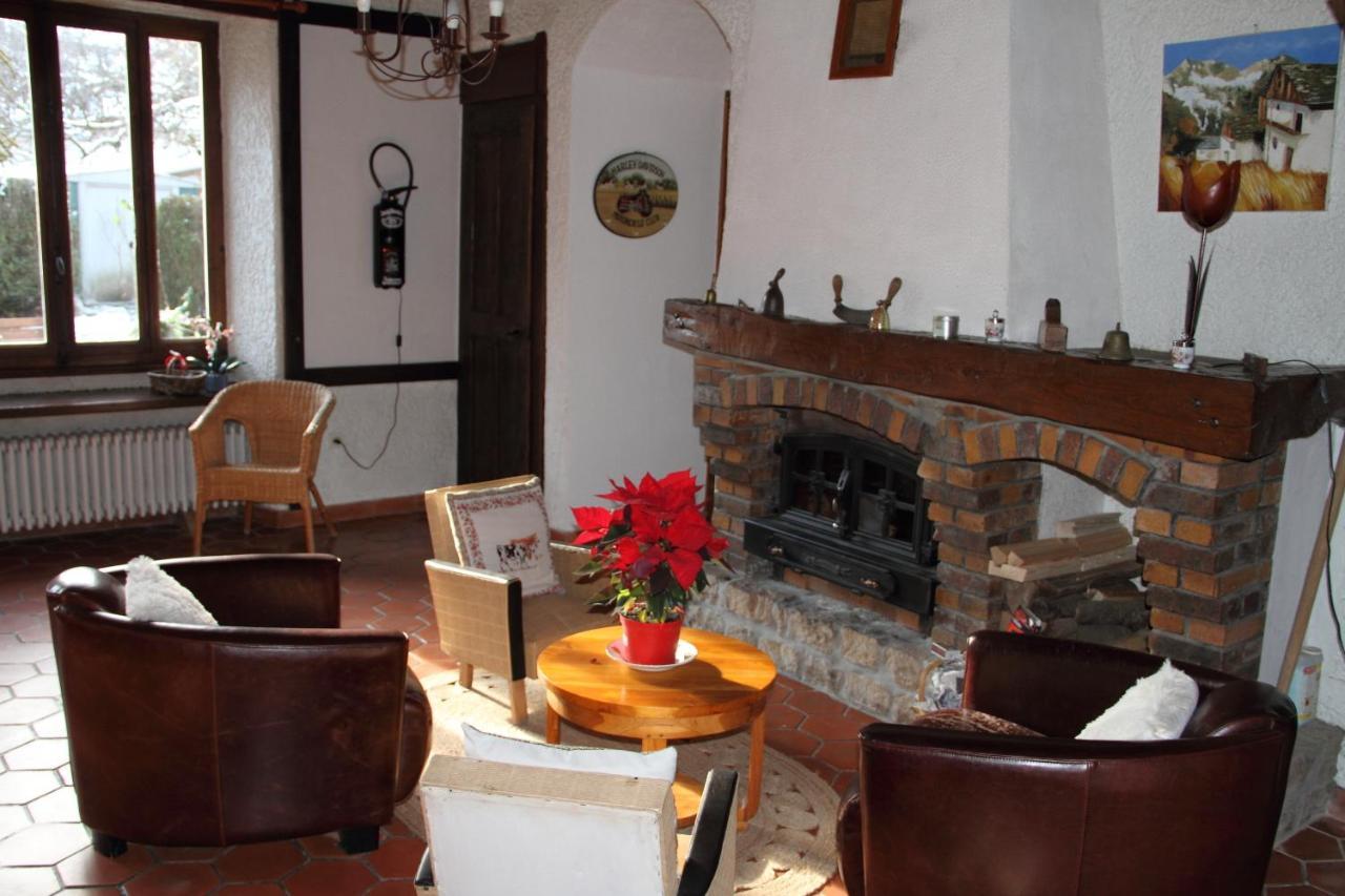 Maison De Marie Doussard Εξωτερικό φωτογραφία